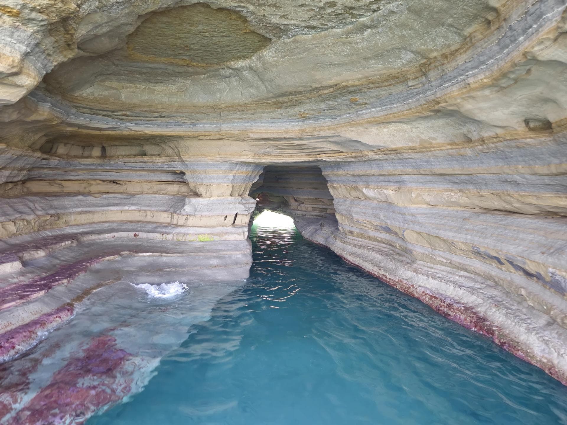 blue eye cave 3