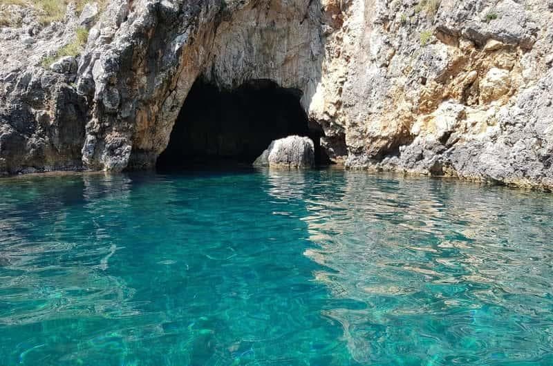 blue eye cave 4