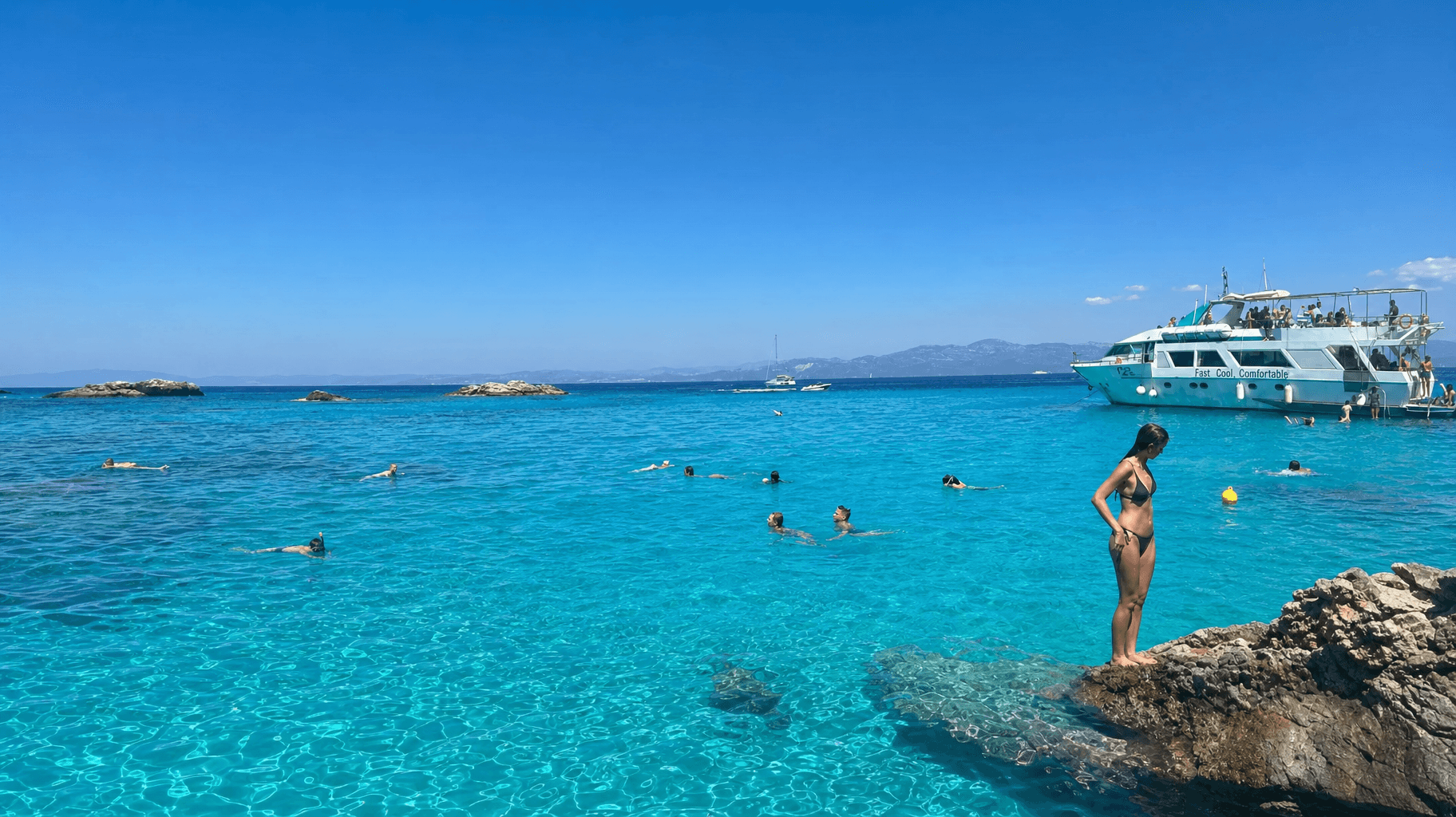 paxos-antipaxos-swimmers-tour-boat